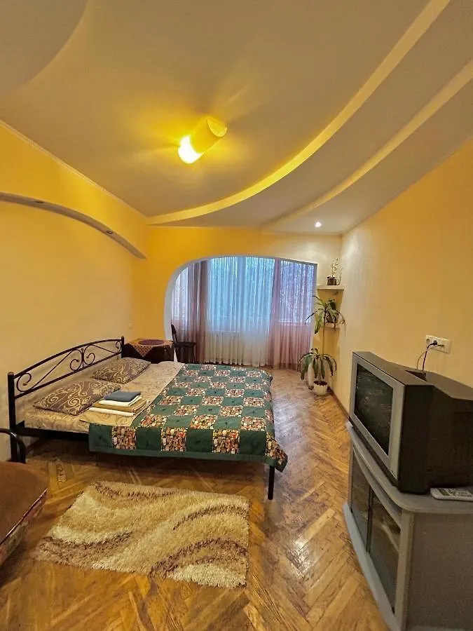 Apartment Near Train Station And Close To City Center Kyiv