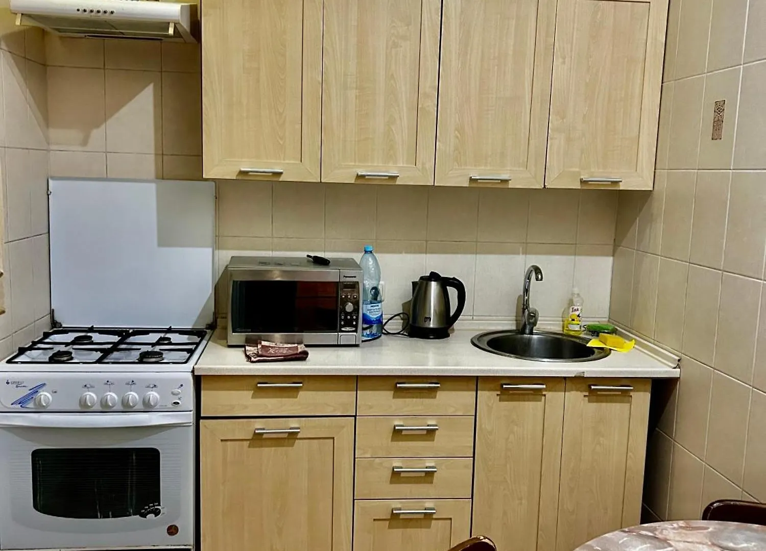 Apartment Near Train Station And Close To City Center Kyiv Ukraine
